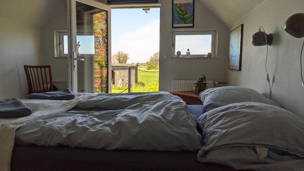Under Valnødden Bed and Breakfast Stubbekøbing Eksteriør billede