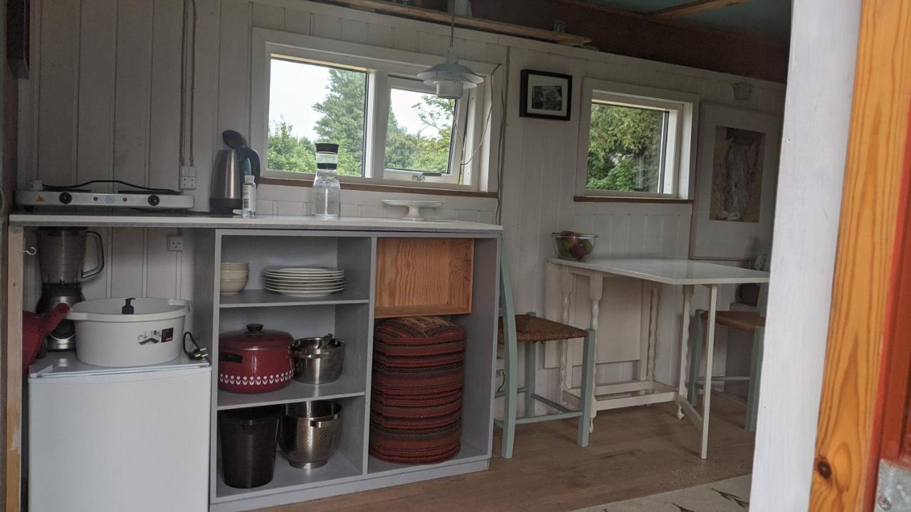 Under Valnødden Bed and Breakfast Stubbekøbing Eksteriør billede